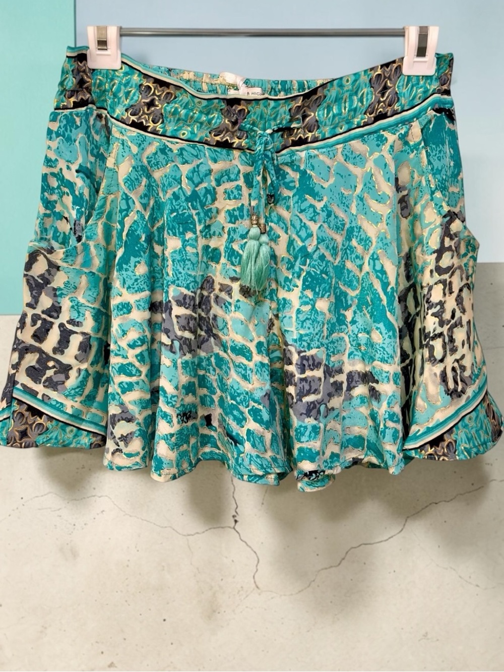 Karma Highway Boho Flowy Pull-On Shorts Turquoise Metallic - NWT One Size